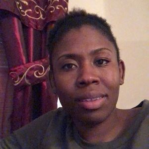 Meet your Posher, Latoya